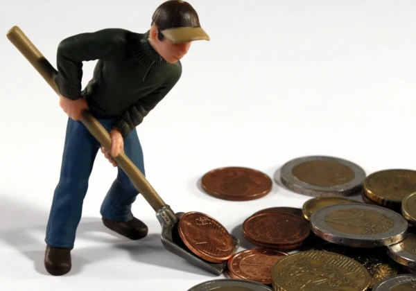 仕事の幸福度をお金だけで測らず納得できる働き方を見つめる落ち着いた仕事時間